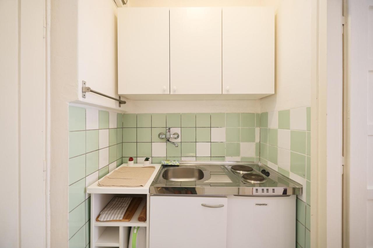 Cozy Studio Apartments In City Centar Stosija Zara Esterno foto